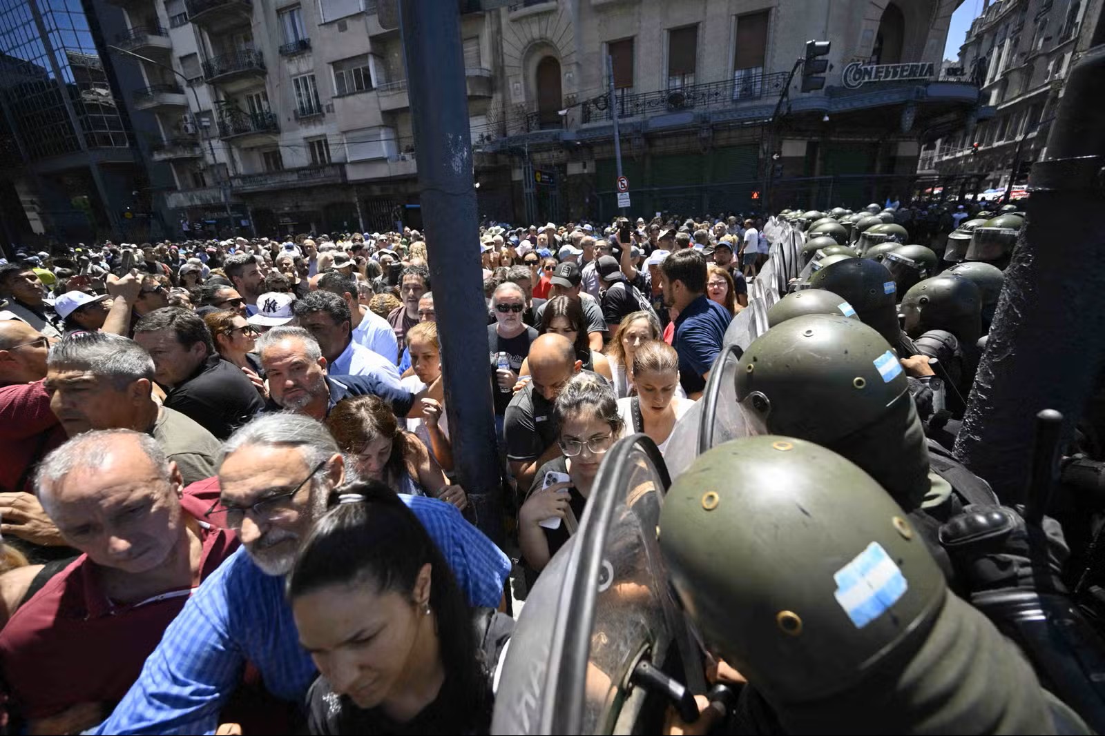 Argentina, um ataque às liberdades democráticas